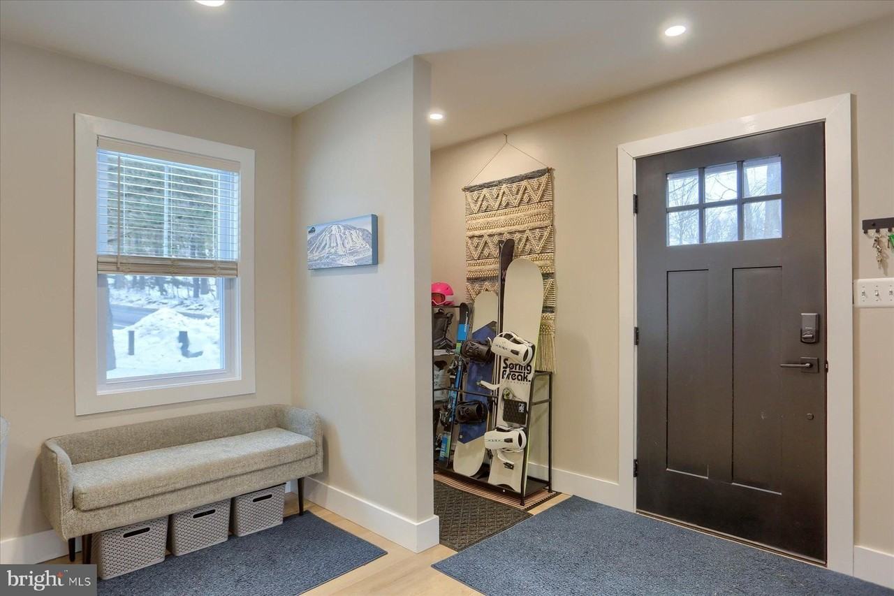 1365 Roundtop Rd - Photo 3 of 40