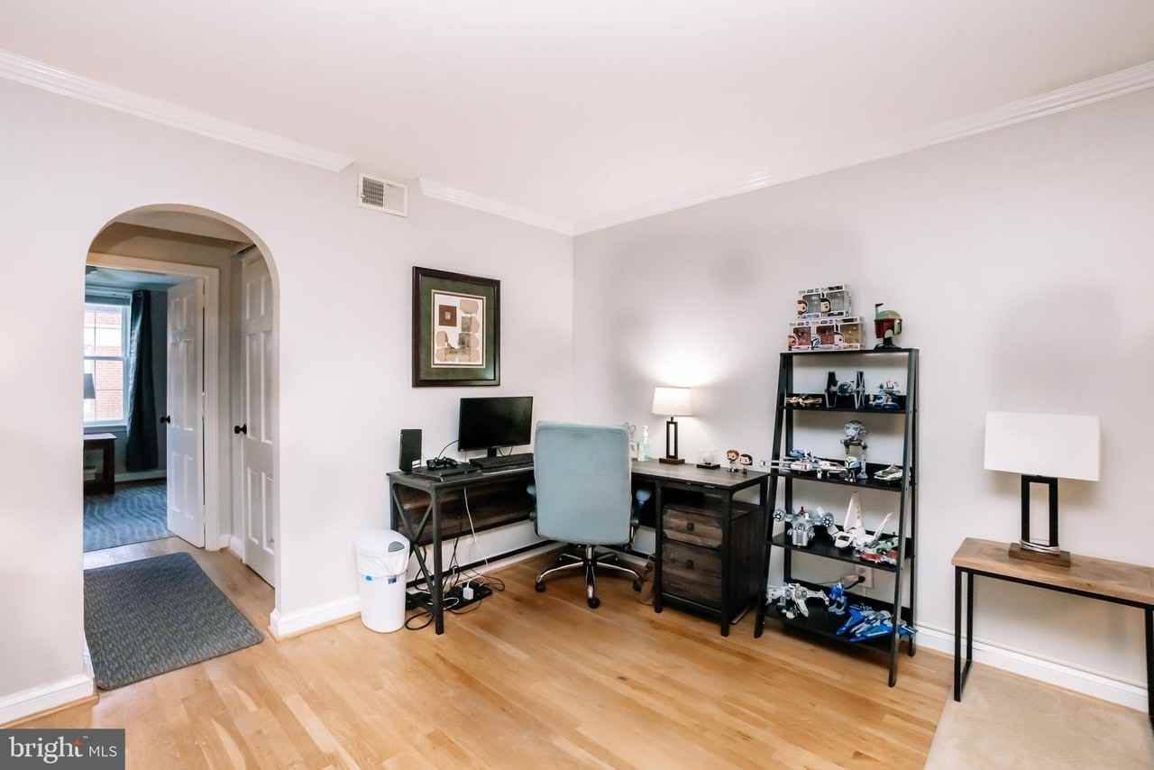 26 S Old Glebe Rd Apt 305-B - Photo 7 of 17