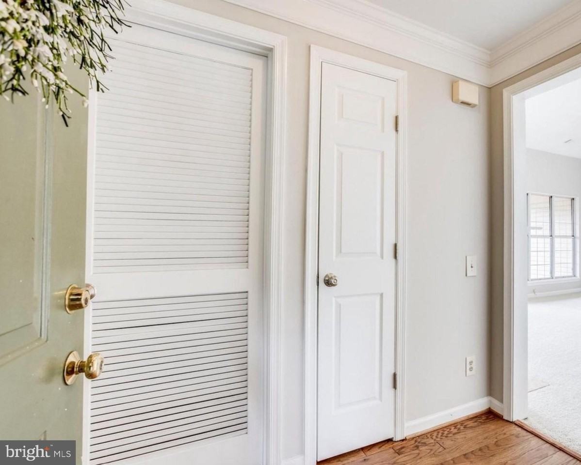 2830 Emma Lee St Apt 302 - Photo 3 of 23