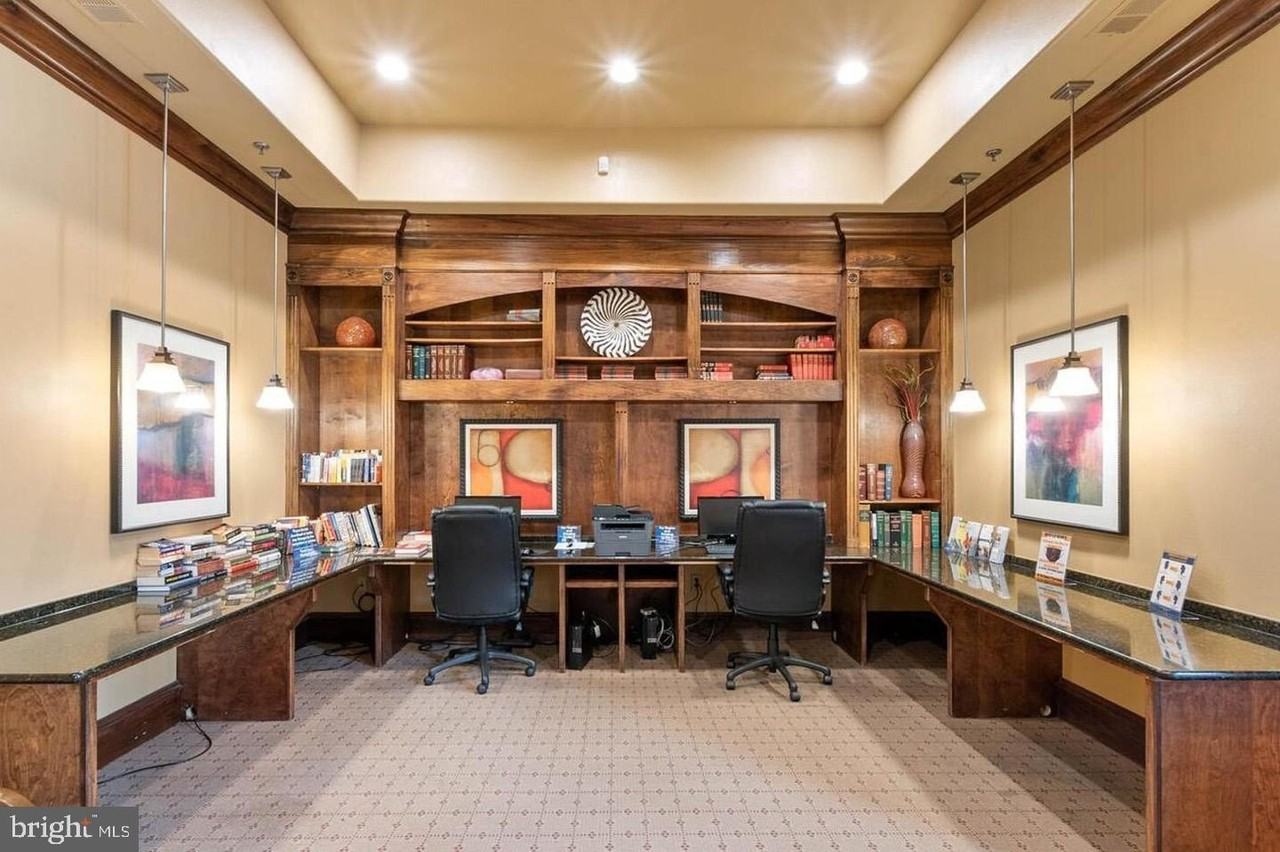 12954 Centre Park Cir Apt 205 - Photo 4 of 10