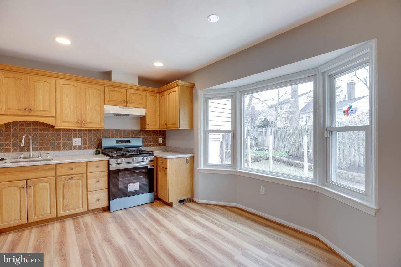 8000 Lady Lewis Ct - Photo 6 of 46