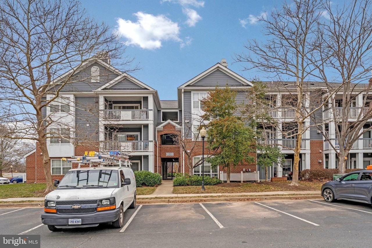 20320 Beechwood Ter Unit 203 - Photo 2 of 21