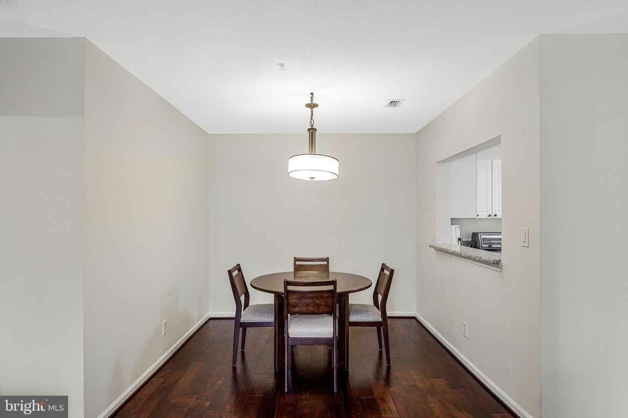 20320 Beechwood Ter Unit 203 - Photo 7 of 21