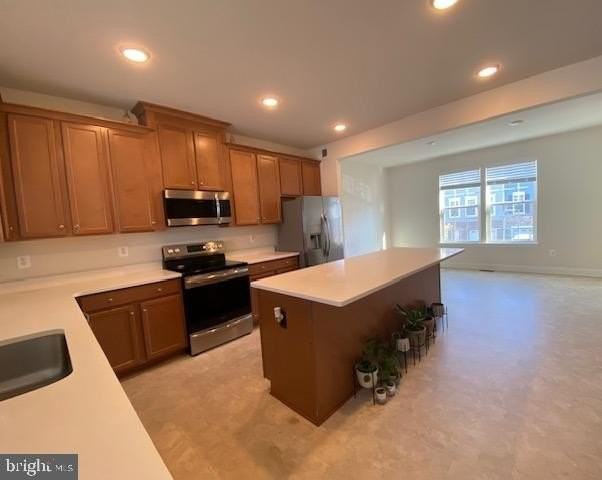 10726 Shadewell Spring Way - Photo 3 of 19