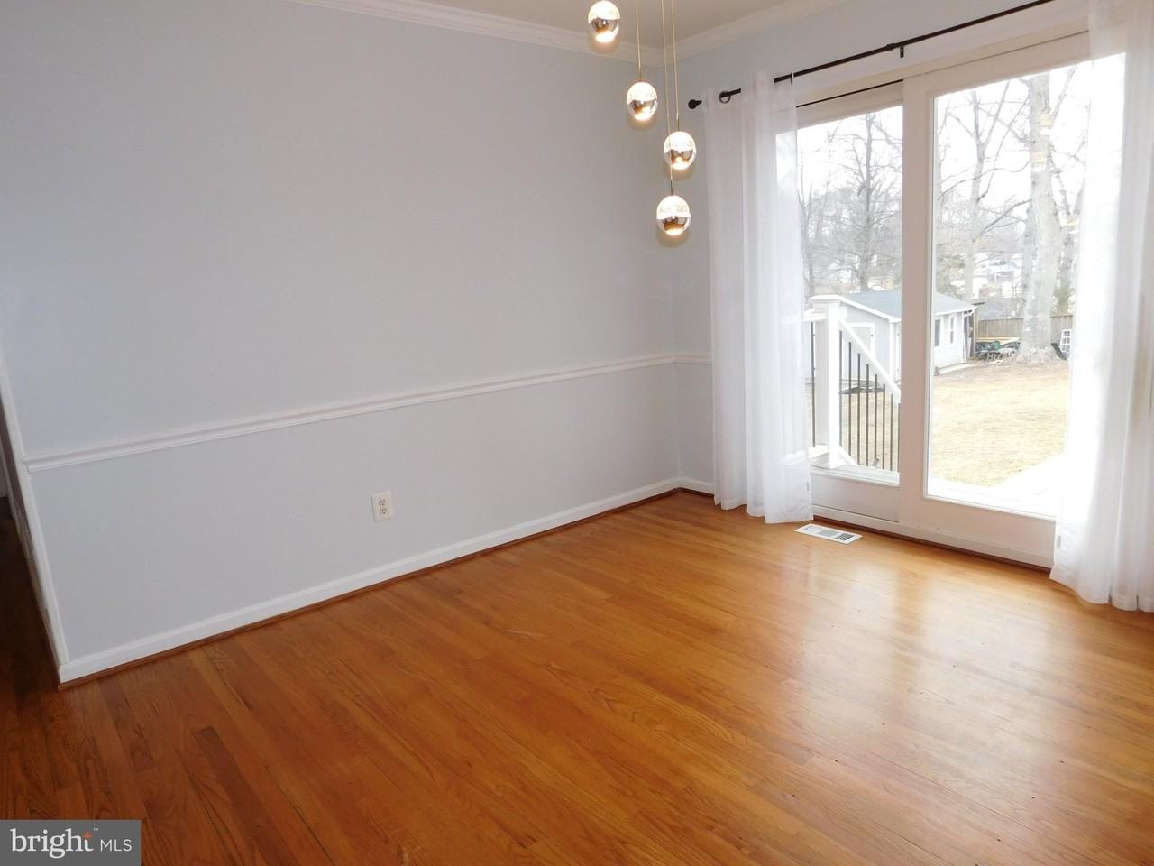 8428 Aubrey Dr - Photo 4 of 24