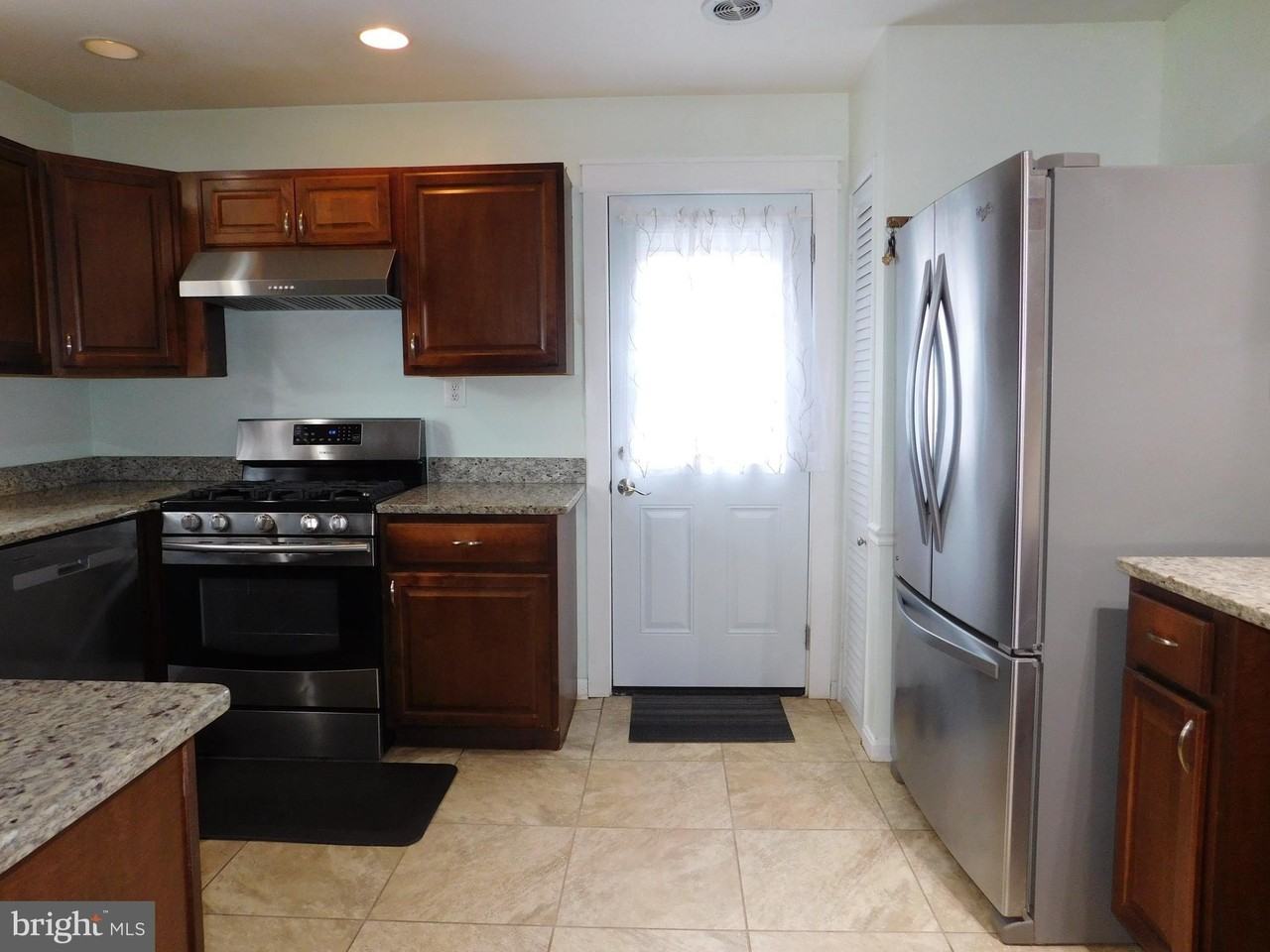 8428 Aubrey Dr - Photo 6 of 24