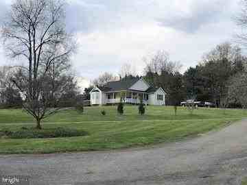 75 Karen Ln - Photo 2 of 20