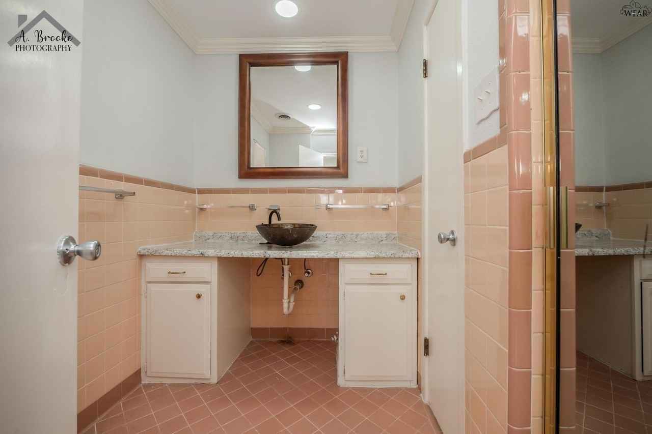 2725 Devon Rd - Photo 5 of 38