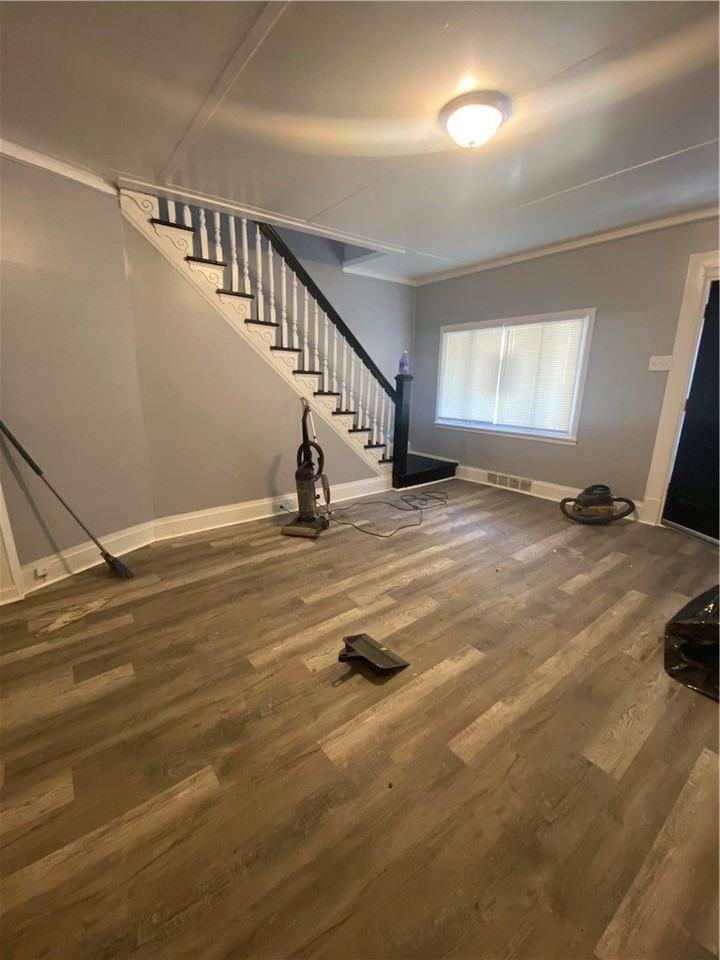 2927 Stayton St - Photo 4 of 24