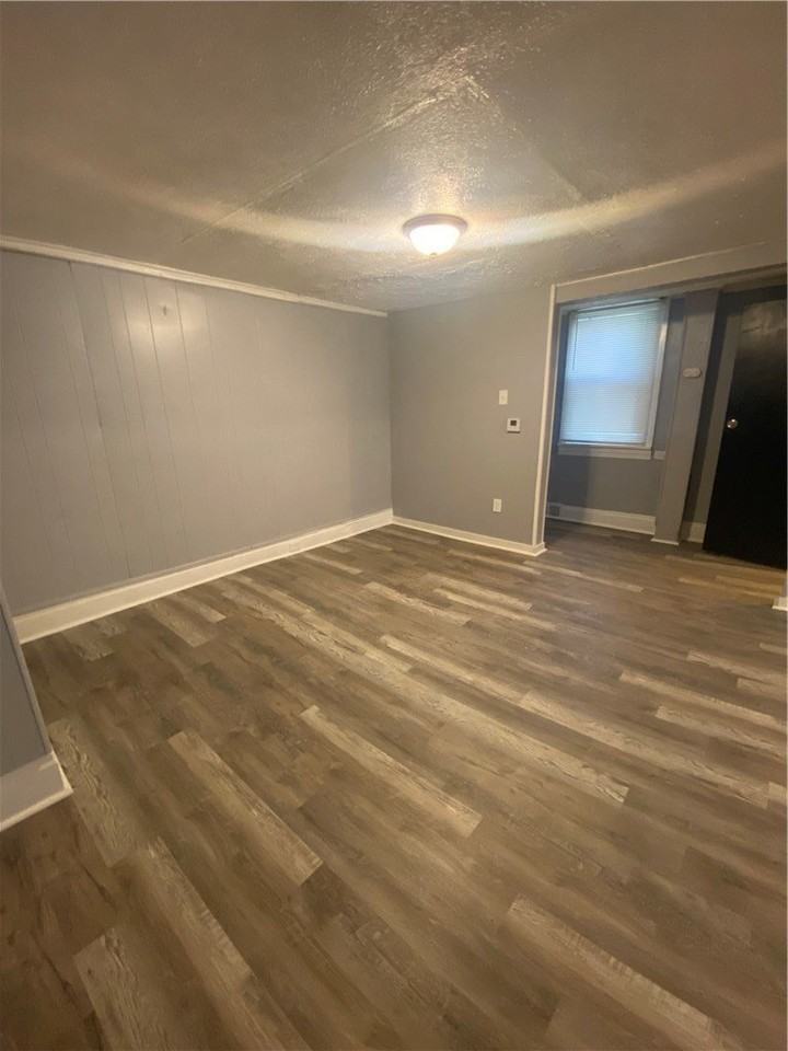 2927 Stayton St - Photo 6 of 24