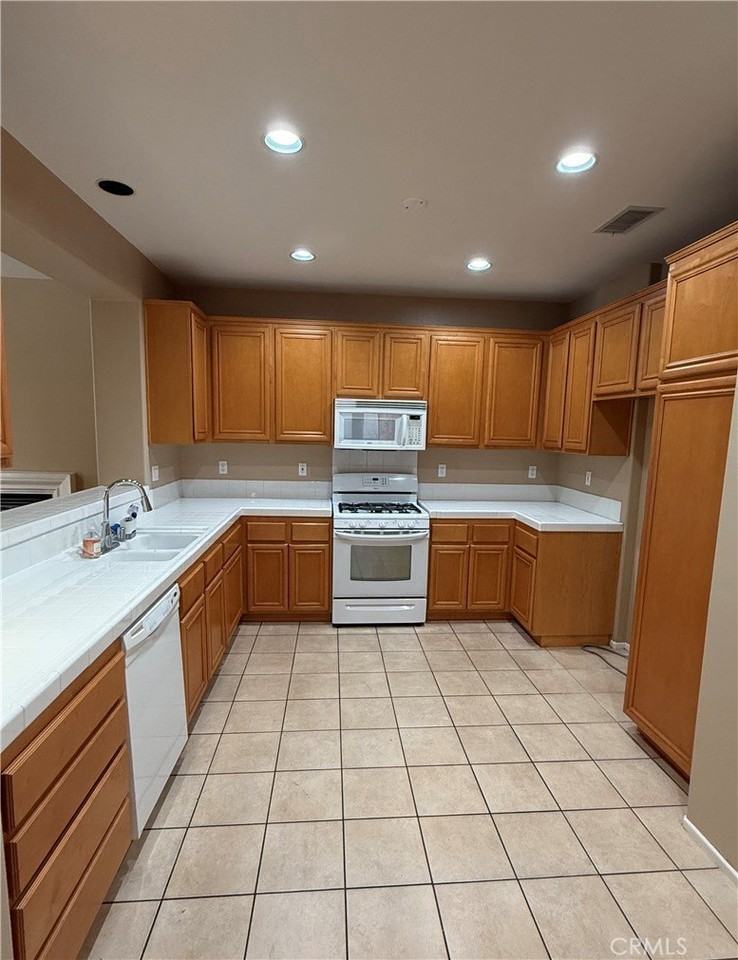 6 Brisa Dr - Photo 6 of 26