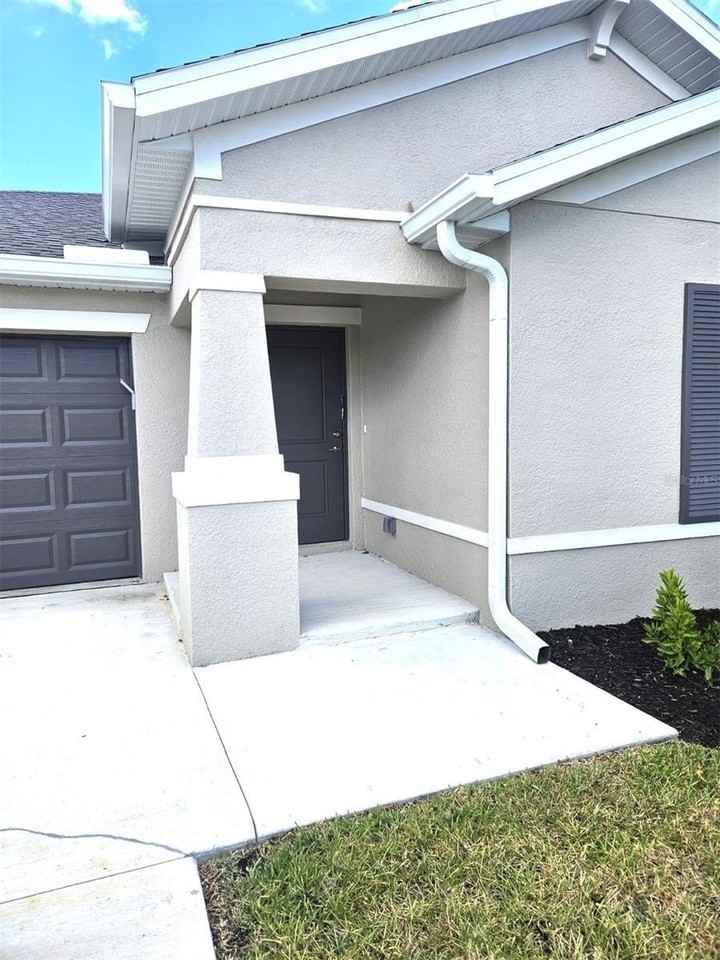 106 Leisure Pl - Photo 2 of 23