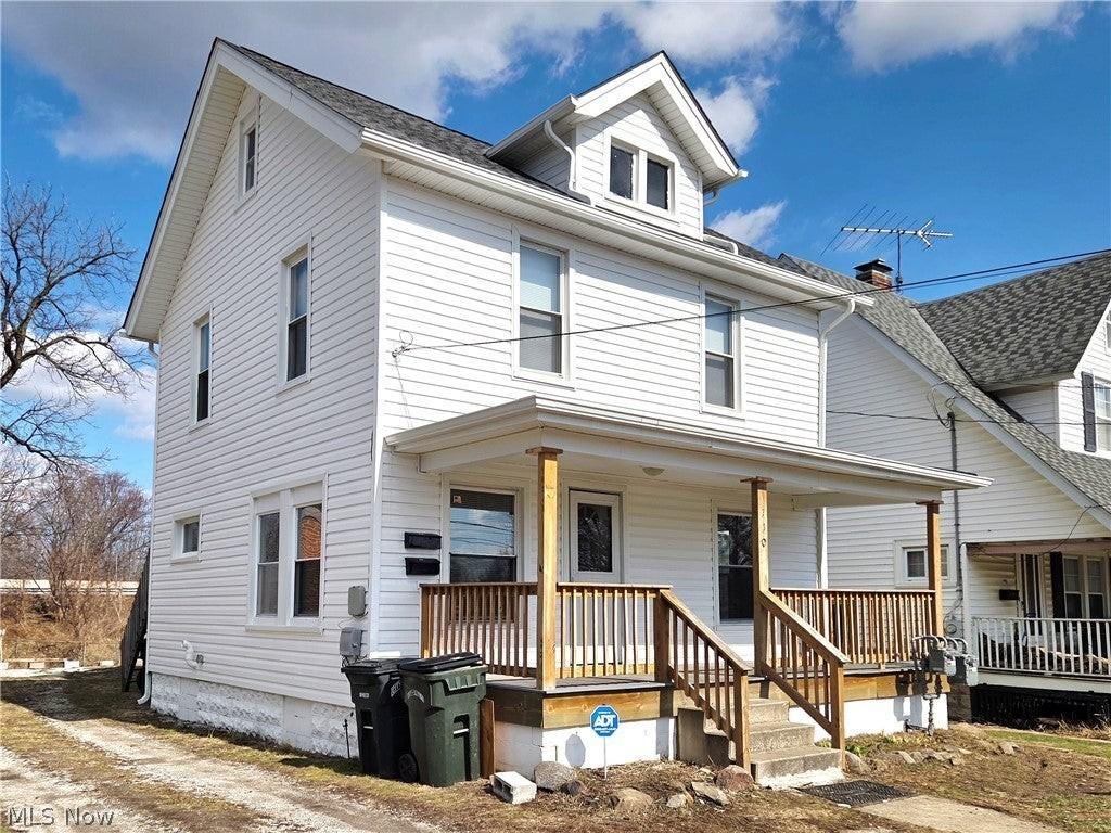 110 Bell Ave - Photo 3 of 17