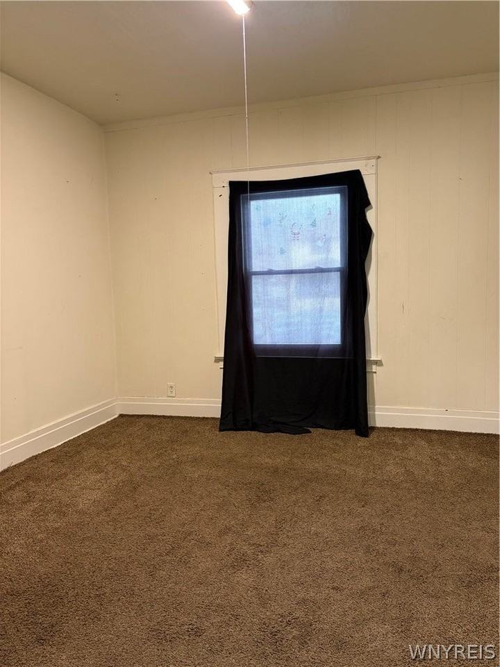 1839 Michigan Ave - Photo 4 of 6