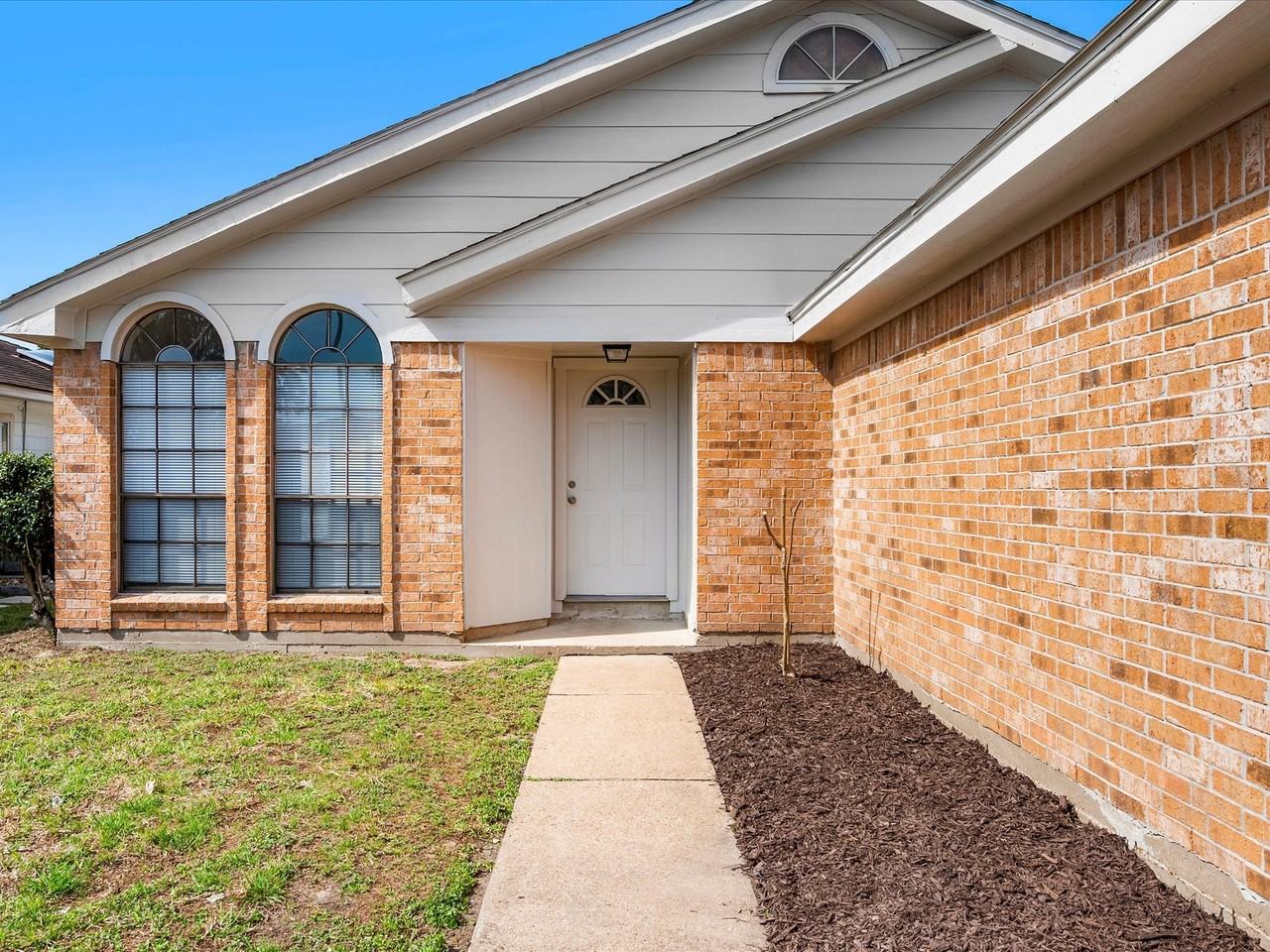 10506 Twilight Moon Dr - Photo 3 of 22