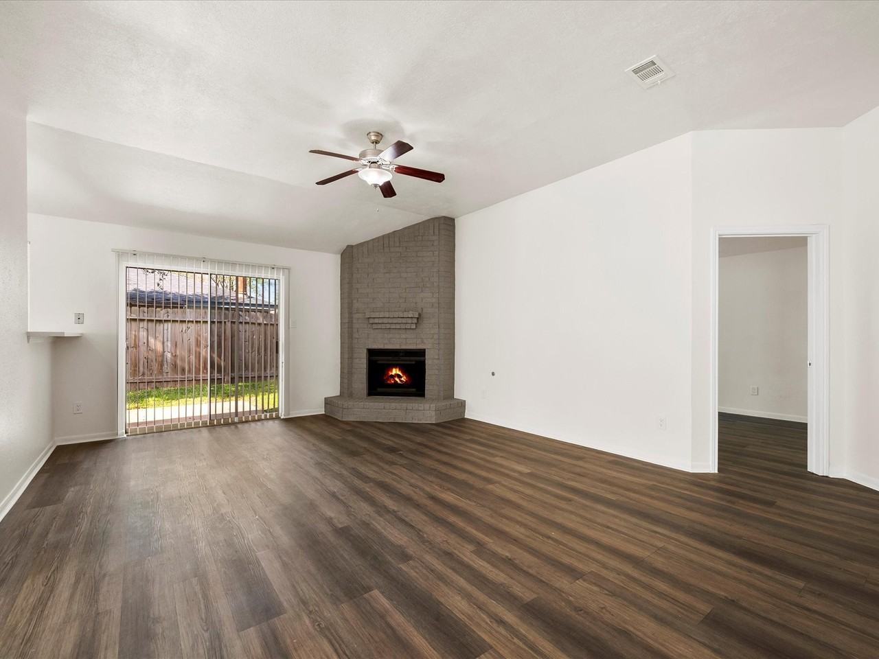 10506 Twilight Moon Dr - Photo 7 of 22