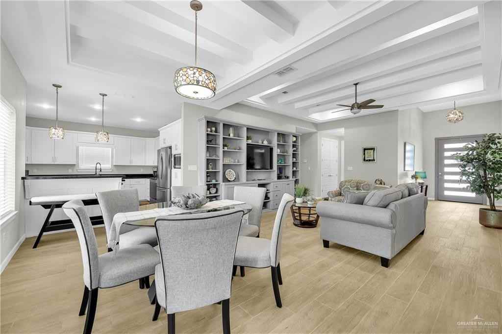 1304 Providence Ave - Photo 7 of 29