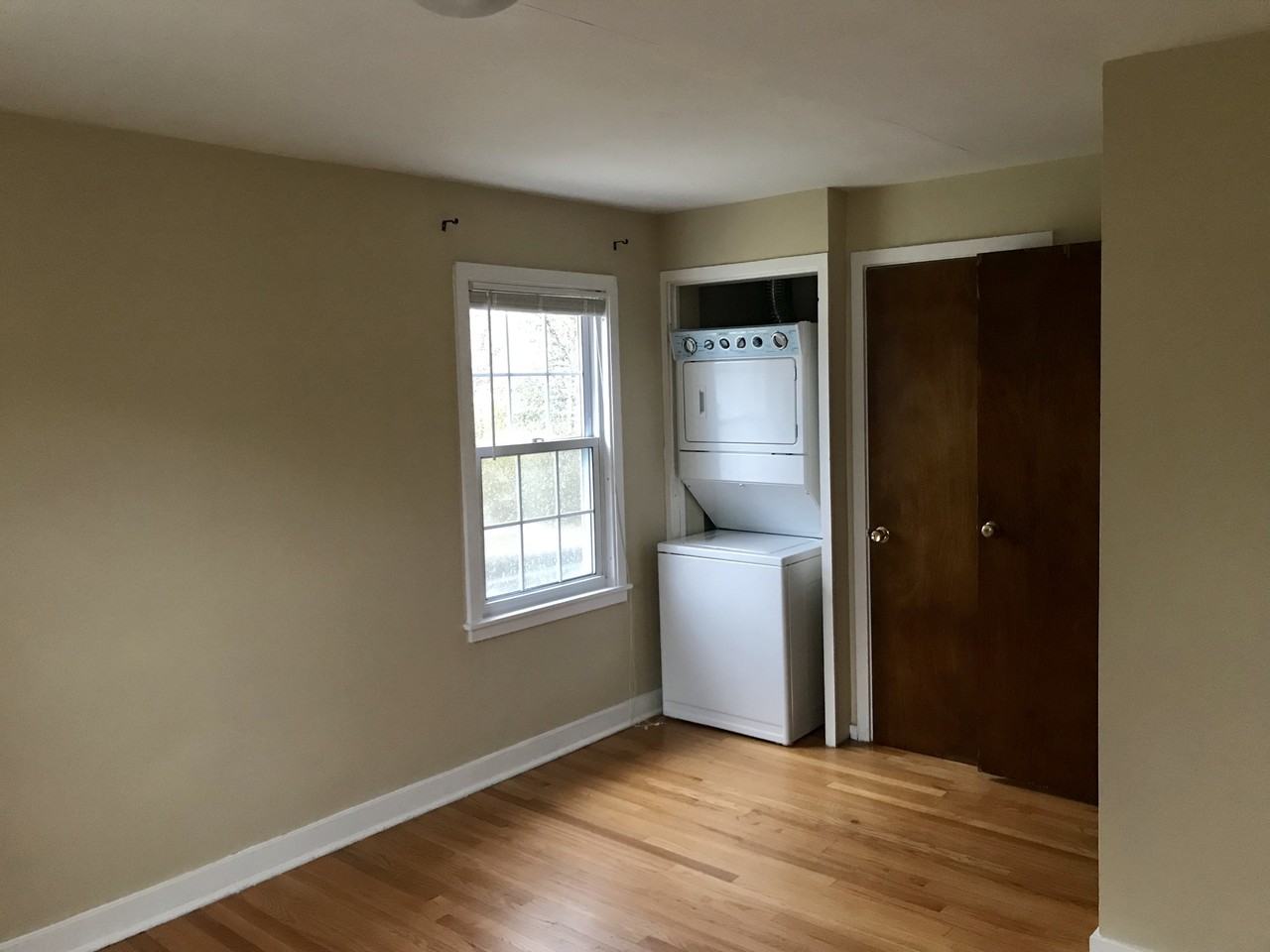 63 Milton St - Photo 3 of 11