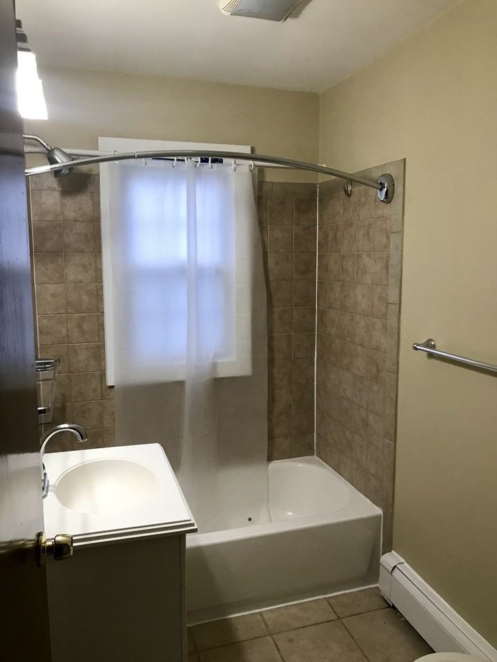 63 Milton St - Photo 4 of 11