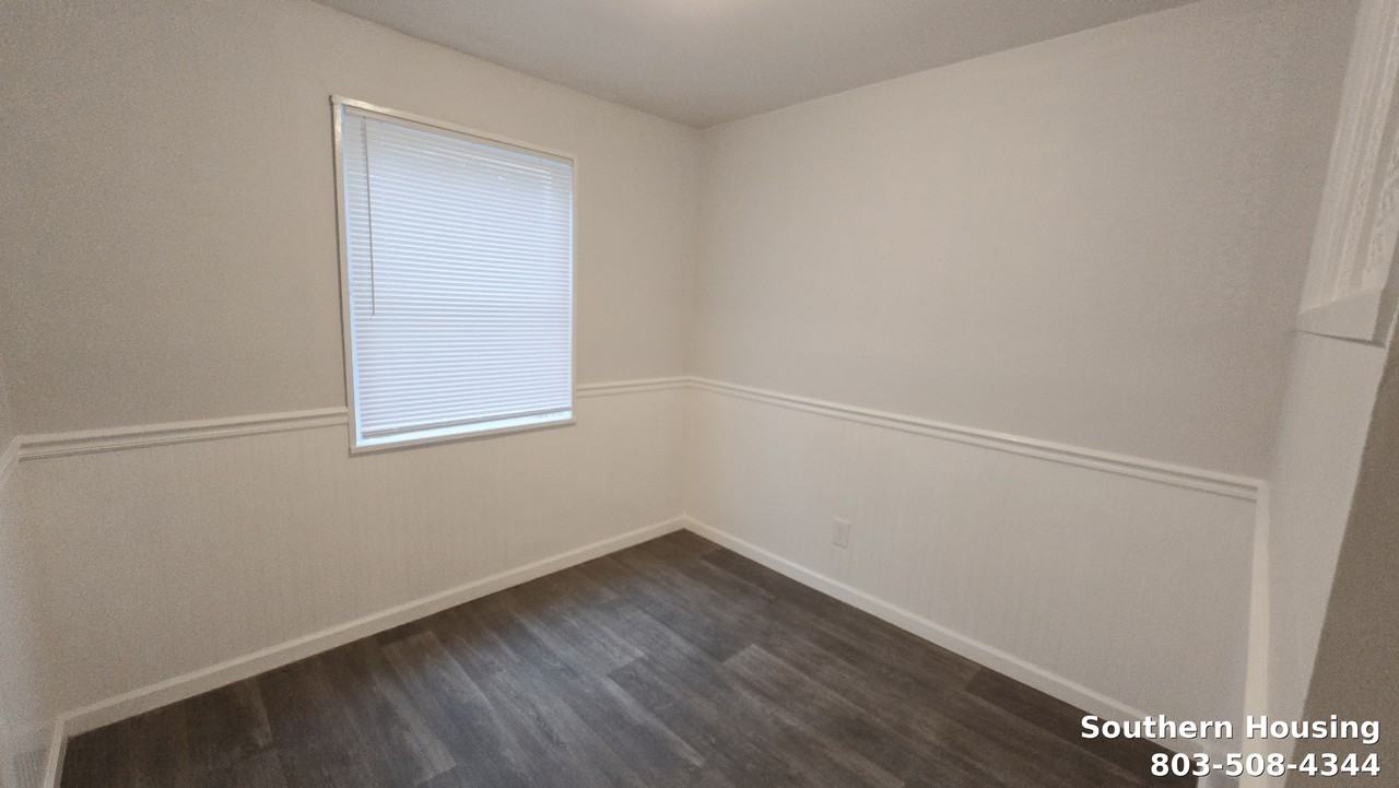 775 Sommer St Ne - Photo 7 of 13