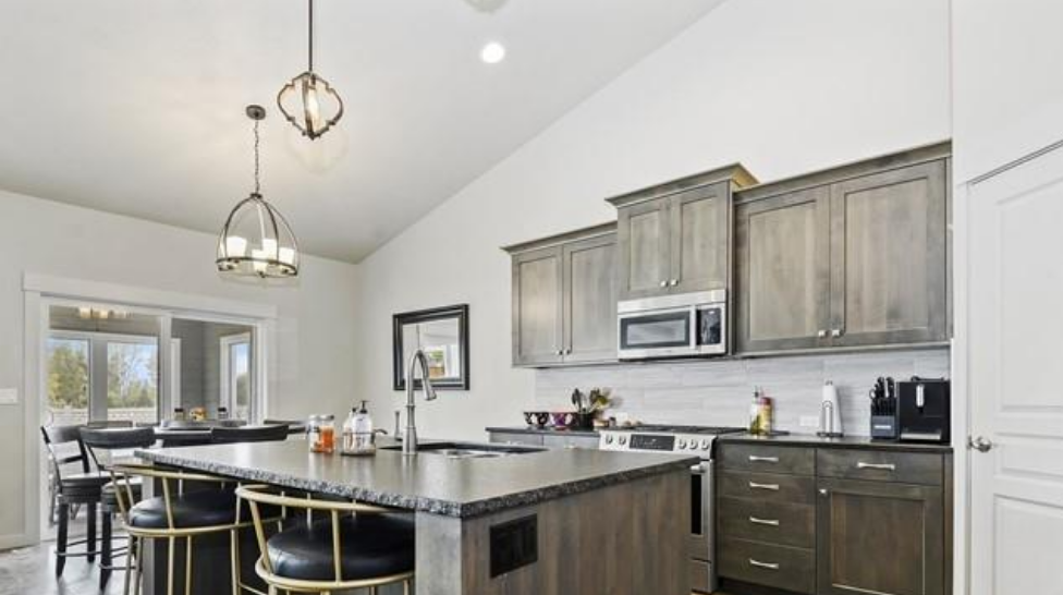 3431 W Lesina St - Photo 7 of 11