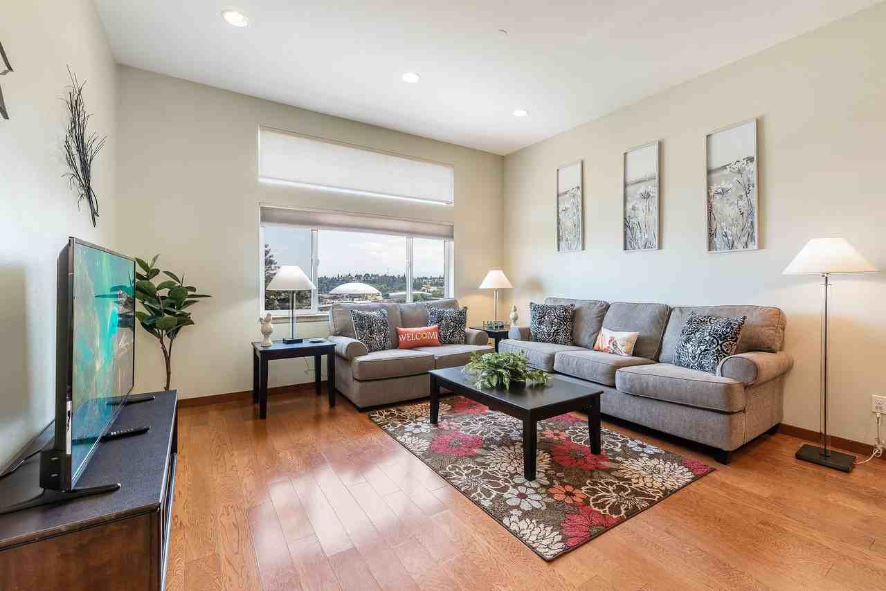 624 S 23rd St #LSTH - Photo 7 of 9