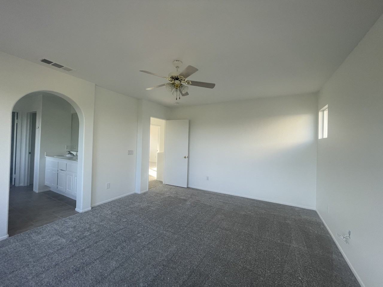 31952 Hollyhock St - Photo 3 of 14