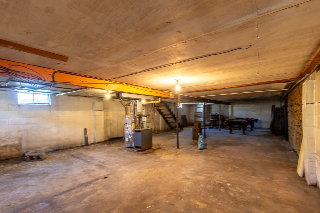 810 W Jackson St - Photo 7 of 15