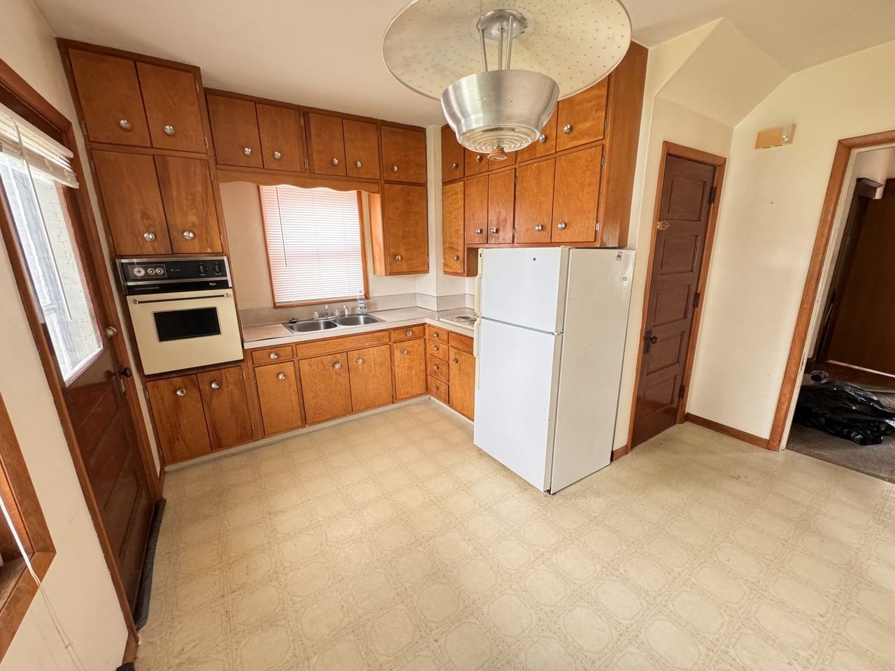 2308 11th St #1 - Photo 2 of 5