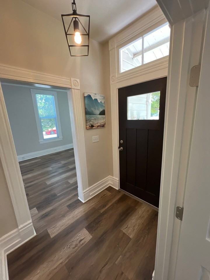 225 E E St #A - Photo 6 of 10