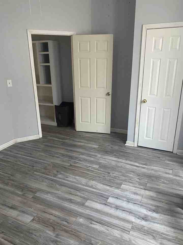 3209 Iowa Ave - Photo 6 of 18