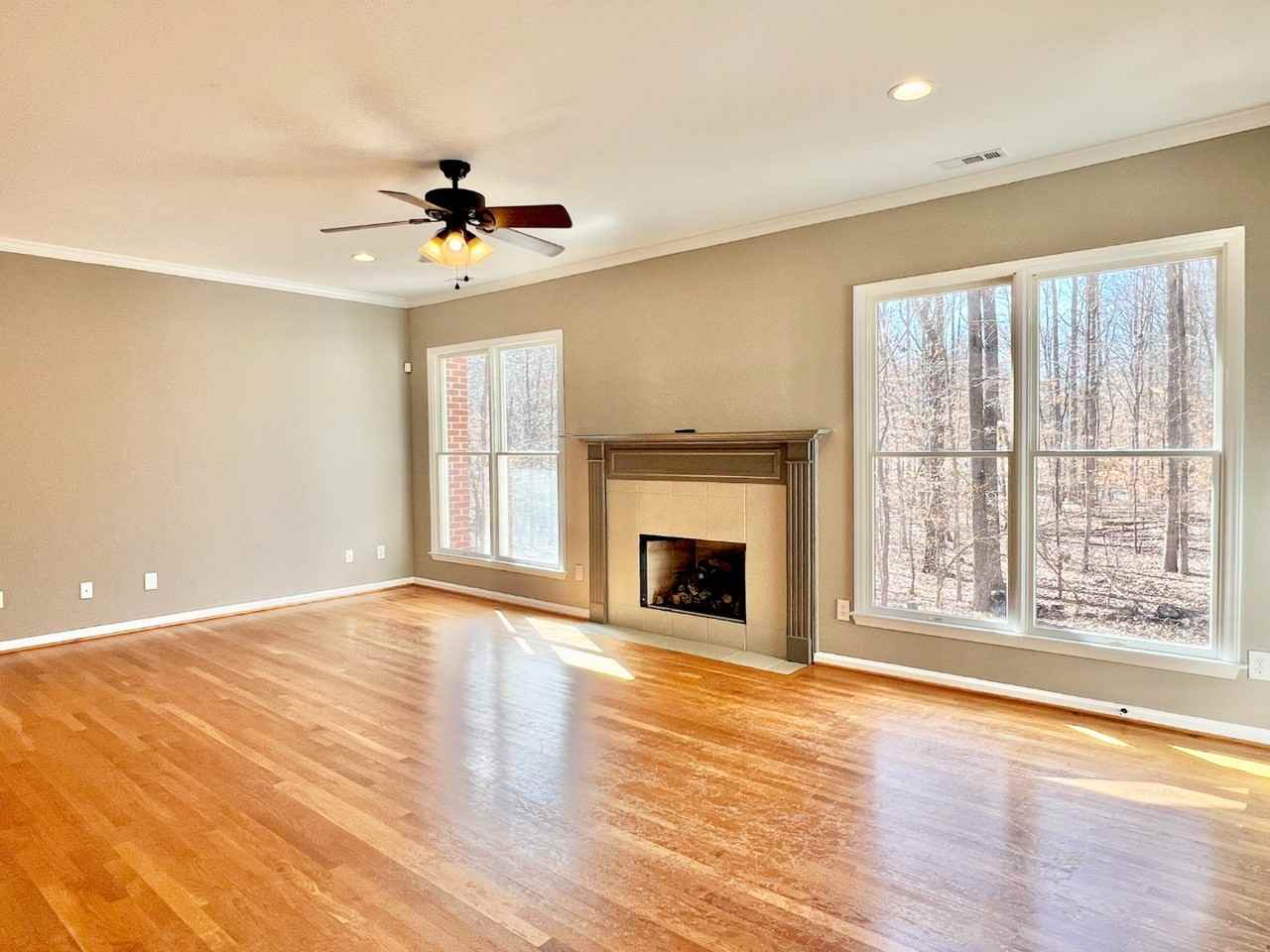 7809 Deer Trl - Photo 6 of 25