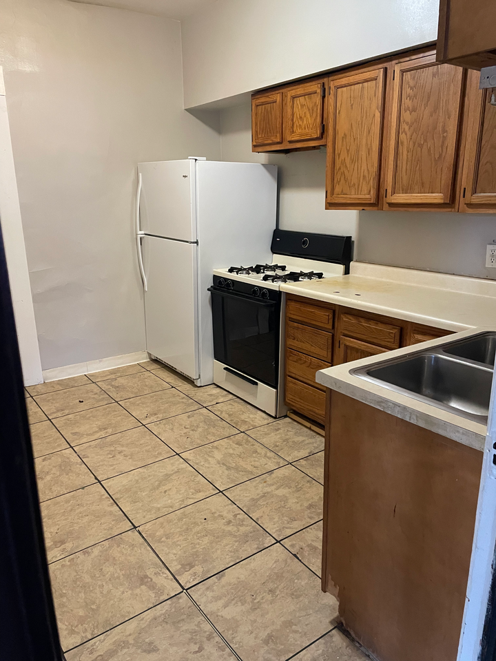 58 Jericho Rd #60 - Photo 7 of 13