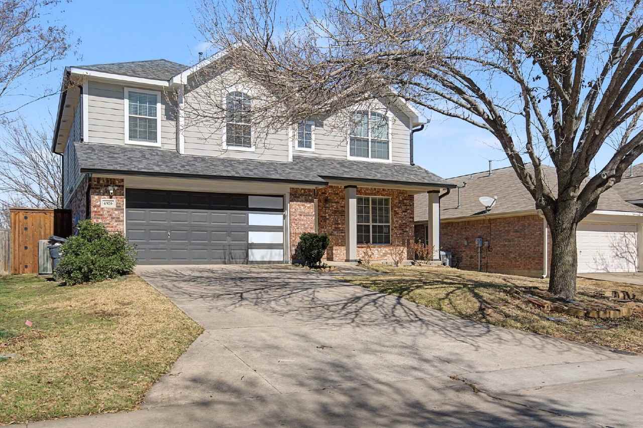 6920 Willow Crest Dr - Photo 2 of 40