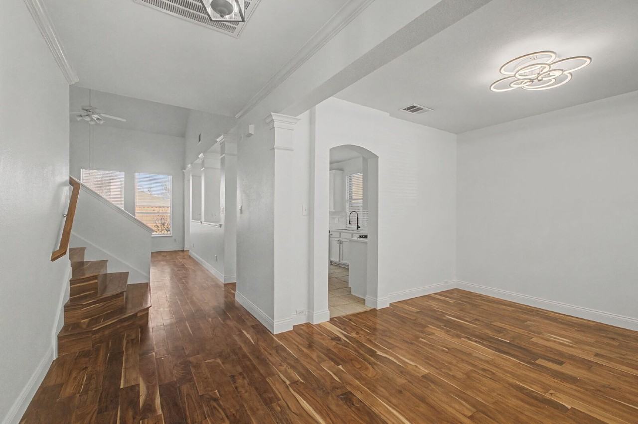 6920 Willow Crest Dr - Photo 5 of 40