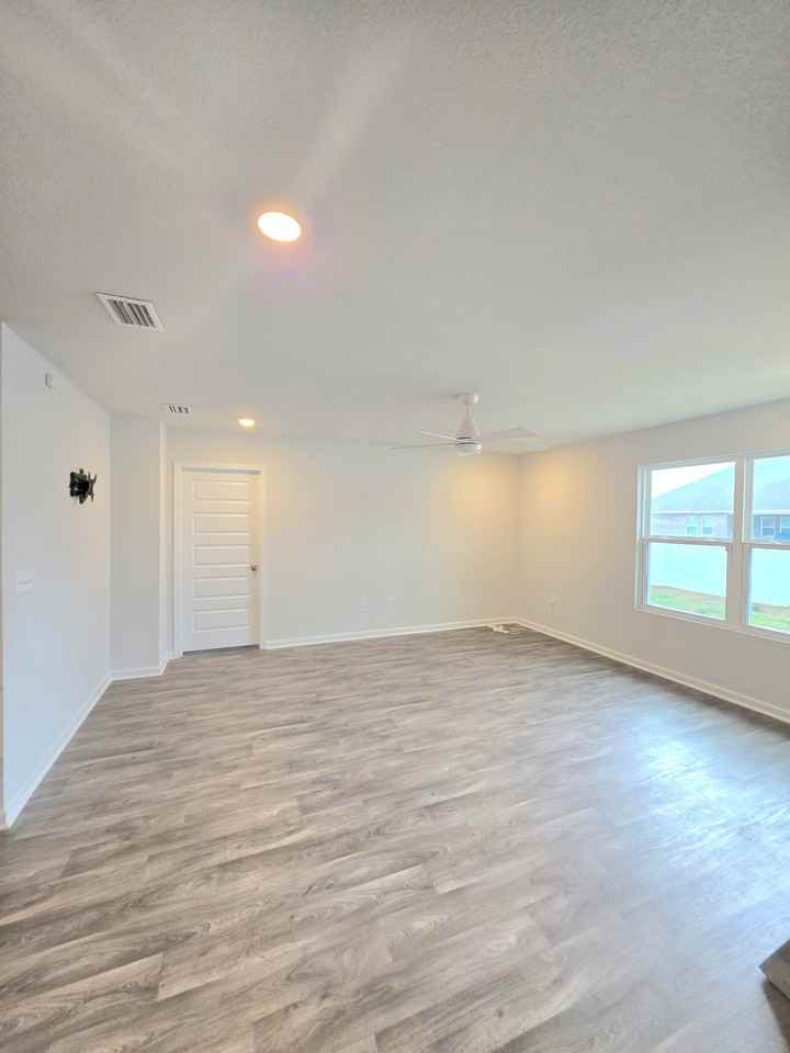 10967 Northern Dancer Ct - Photo 7 of 16