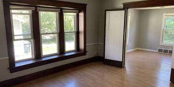 featured image of 549 Brown St #1