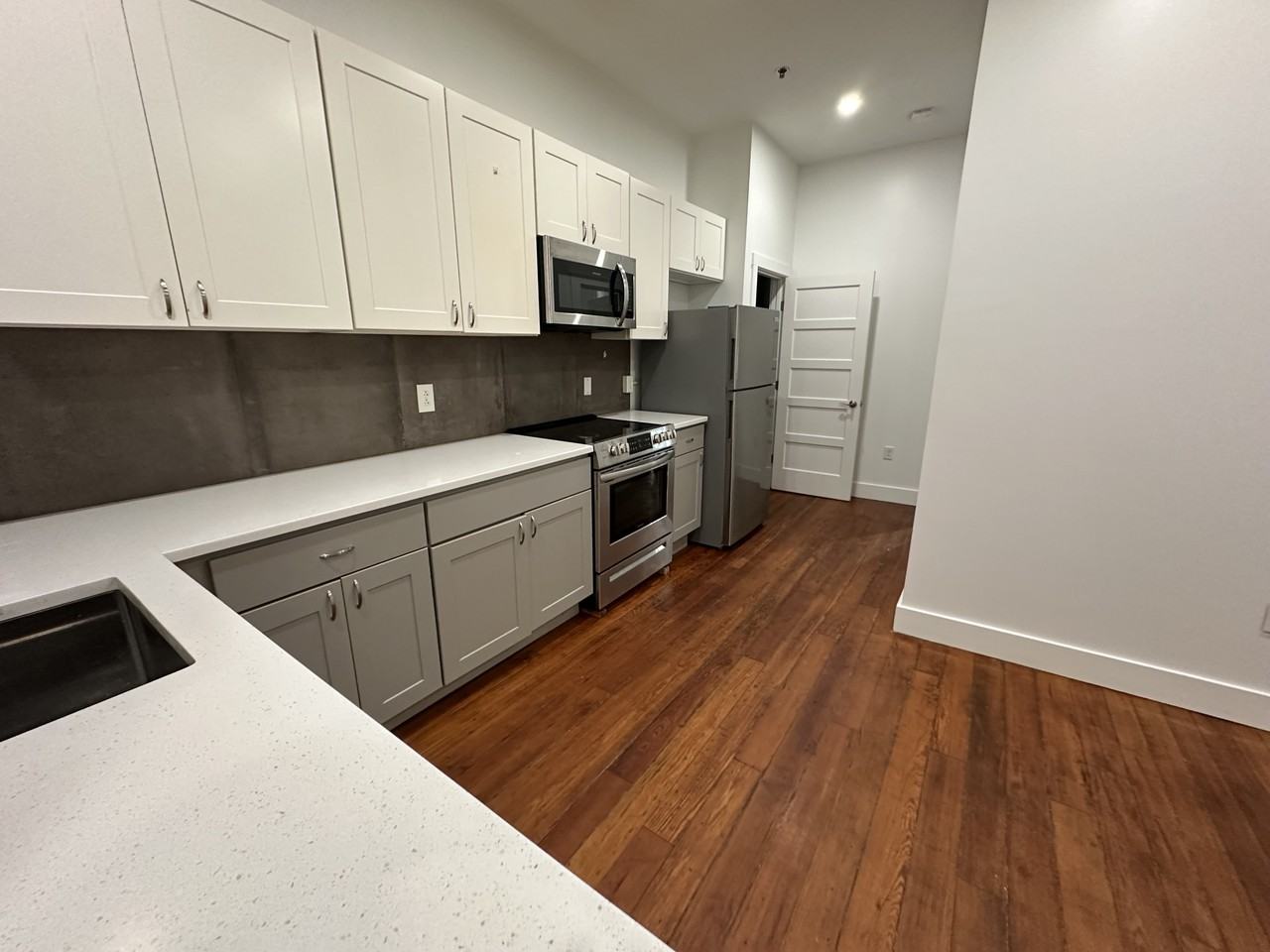 4 Elliot St #3 - Photo 2 of 3