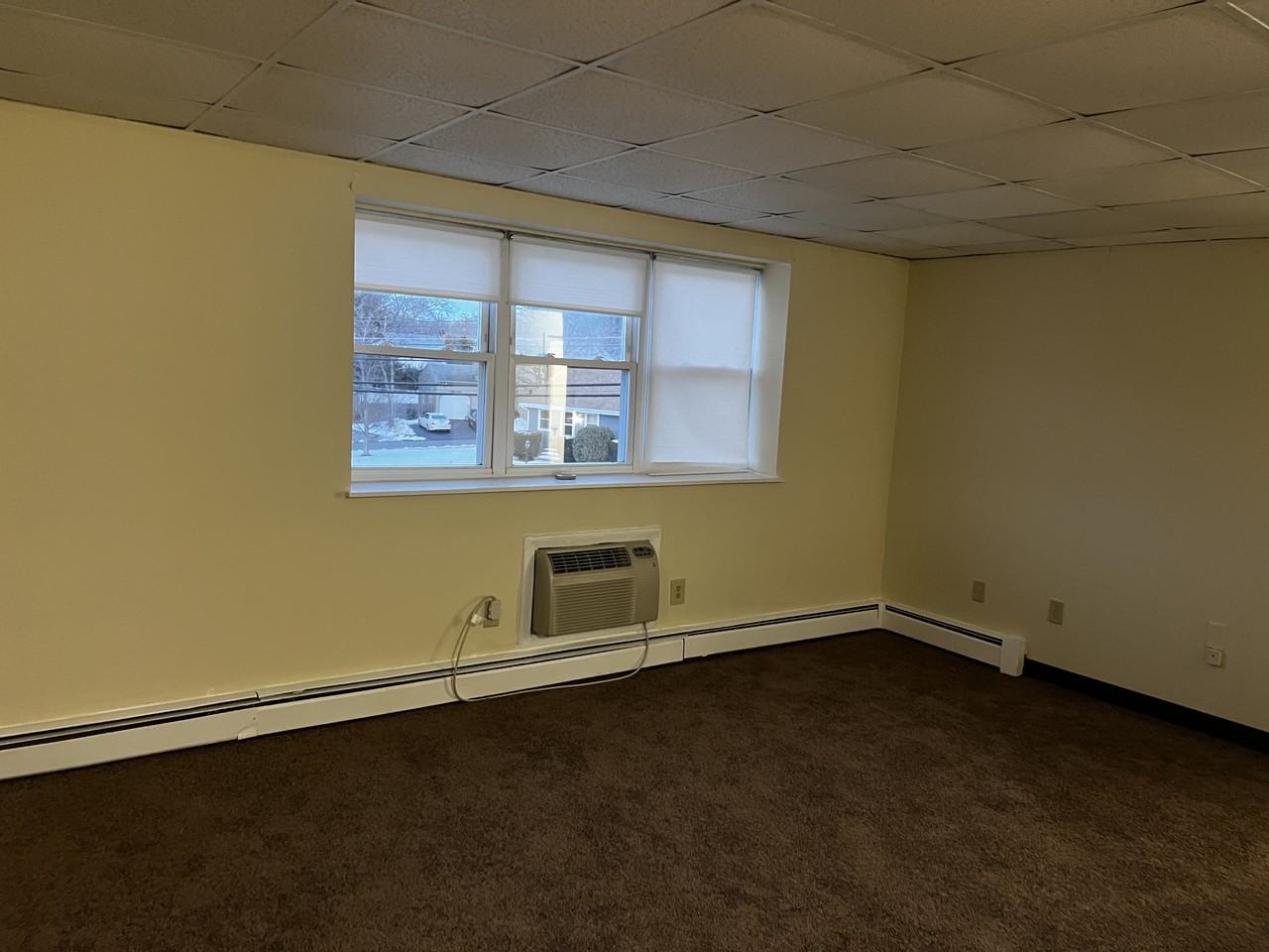 1731 Washington St #4 - Photo 3 of 4