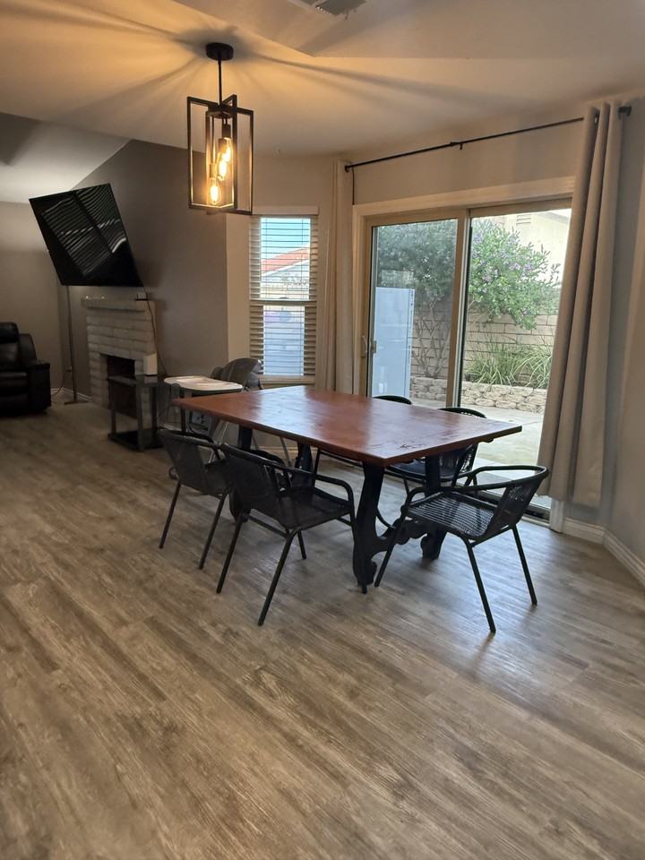 305 Chaplin Cir - Photo 6 of 12