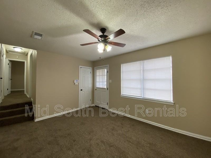 2624 Maverick Ave - Photo 2 of 13