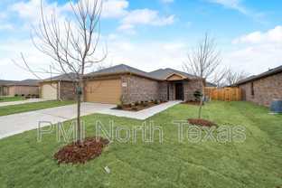 1411 Warringwood Dr - Photo 1 of 1