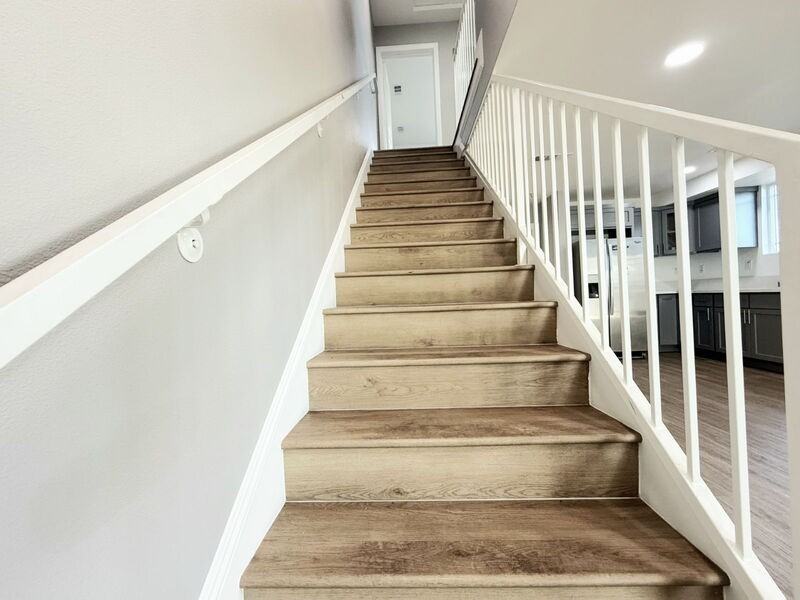 1731 E 68th St #D - Photo 7 of 30