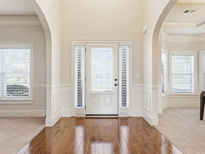 8 Hillfoots Ct - Photo 2 of 24