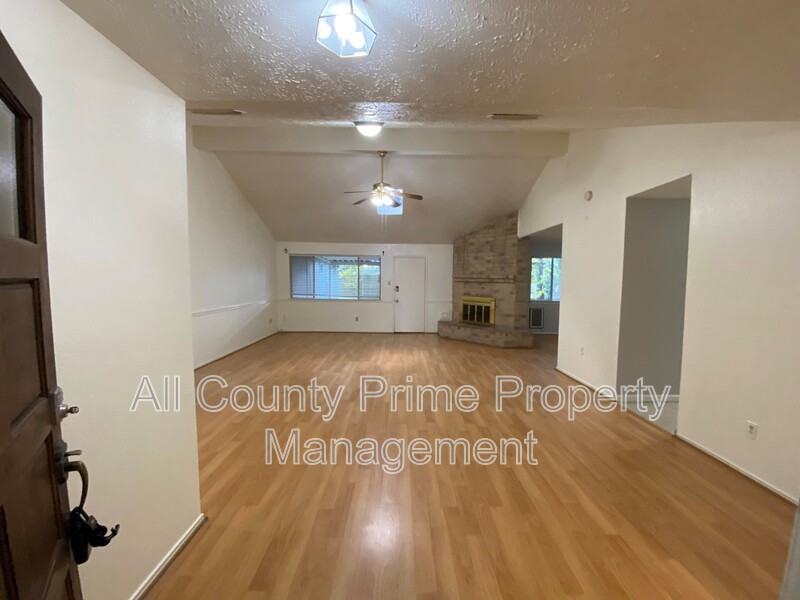 19311 Spanish Needle Dr - Photo 6 of 29