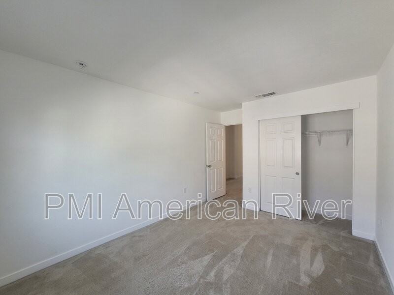 3007 Mesmerizing Walk - Photo 5 of 21