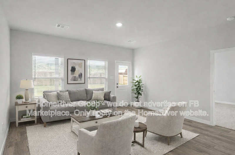 436 Shoreview Dr - Photo 3 of 39
