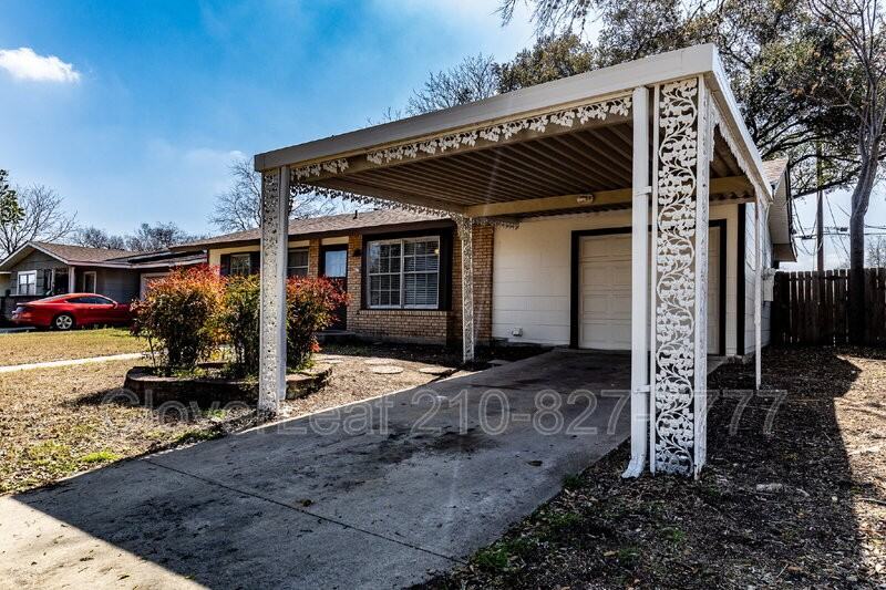 1006 Sumner Dr - Photo 2 of 30