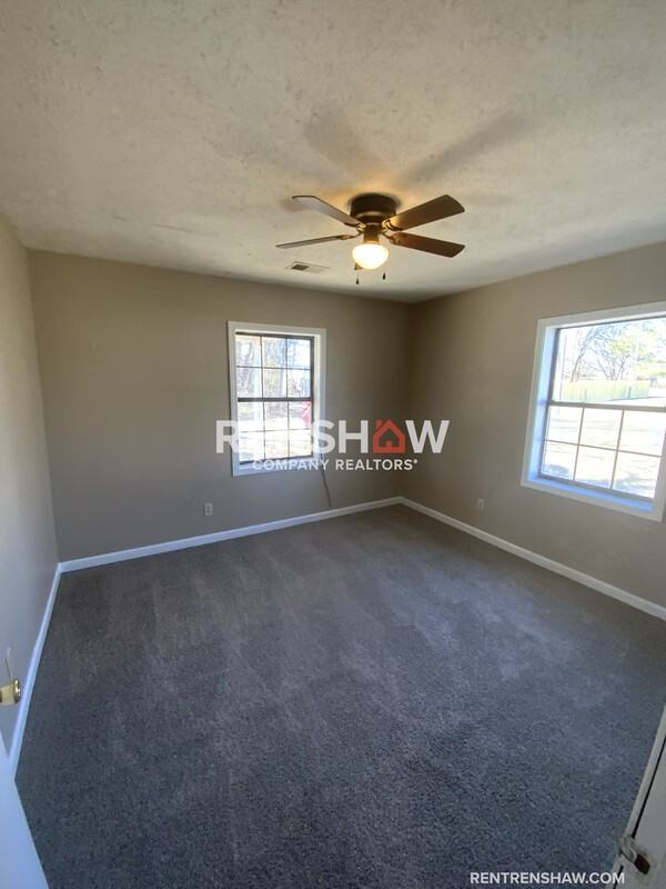 212 Parks Dr - Photo 7 of 13