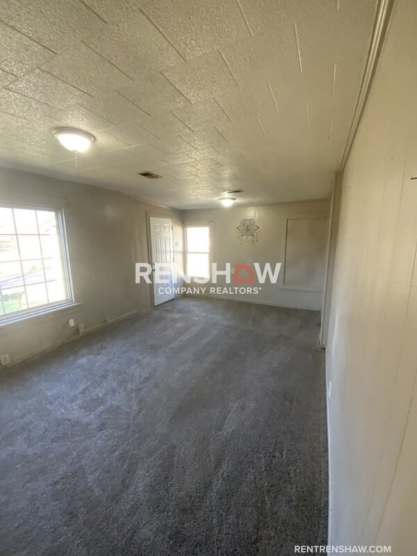 318 Tulip St - Photo 7 of 18